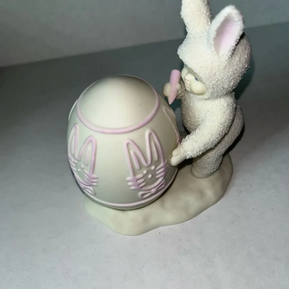 Dept 56 Springtime Stories of the‎ Snowbunnies “I’ll Color the Easter Egg”1996